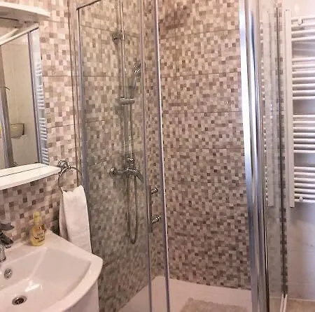 Bella Elia Apartment