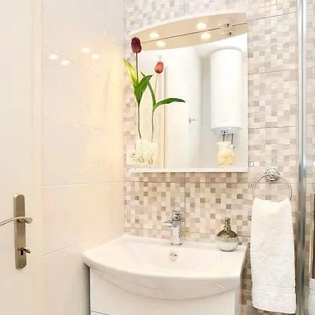 Bella Elia Apartman *