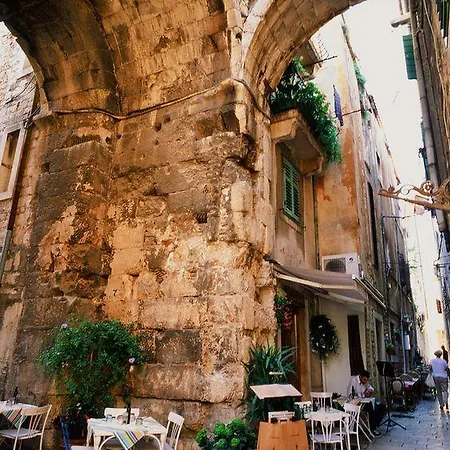 Apartamento Bella Elia *